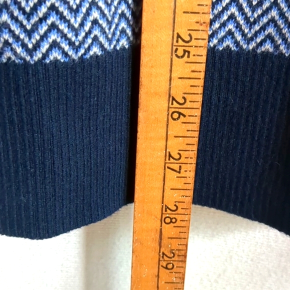 L.L. Bean Cashmere Cotton Blend Chevron Blue & White Cardigan Sweater Size Large - Picture 10 of 11